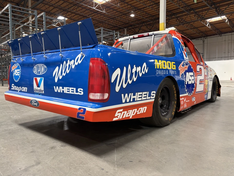 1999 Ford F-150 10th Gen - Image 6 of 31