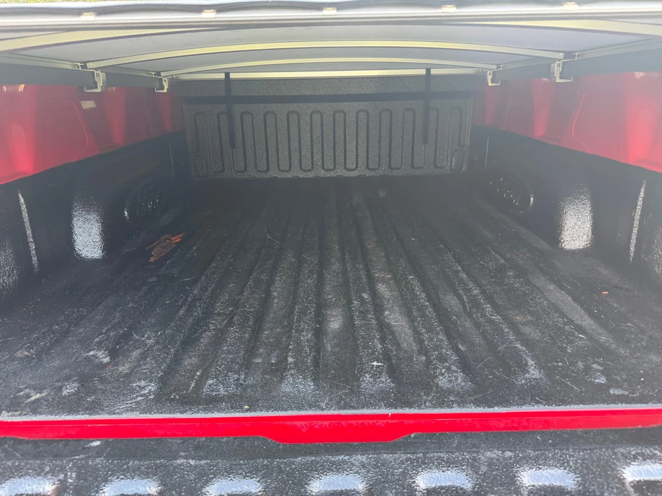 1999 Ford F-150 SVT Lightning 10th Gen - Image 21 of 31