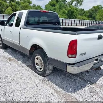 1999 Ford F-150 Short Bed 4D