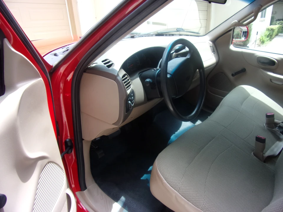 1999 Ford F-150 10th Gen - Image 28 of 31