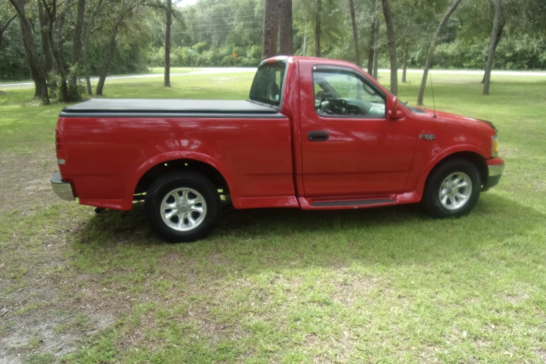 1999 Ford F-150 10th Gen - Image 7 of 31
