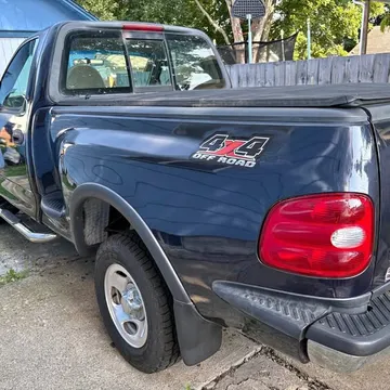 1999 Ford F-150 XL STX Pickup 2D 6 1/2 ft