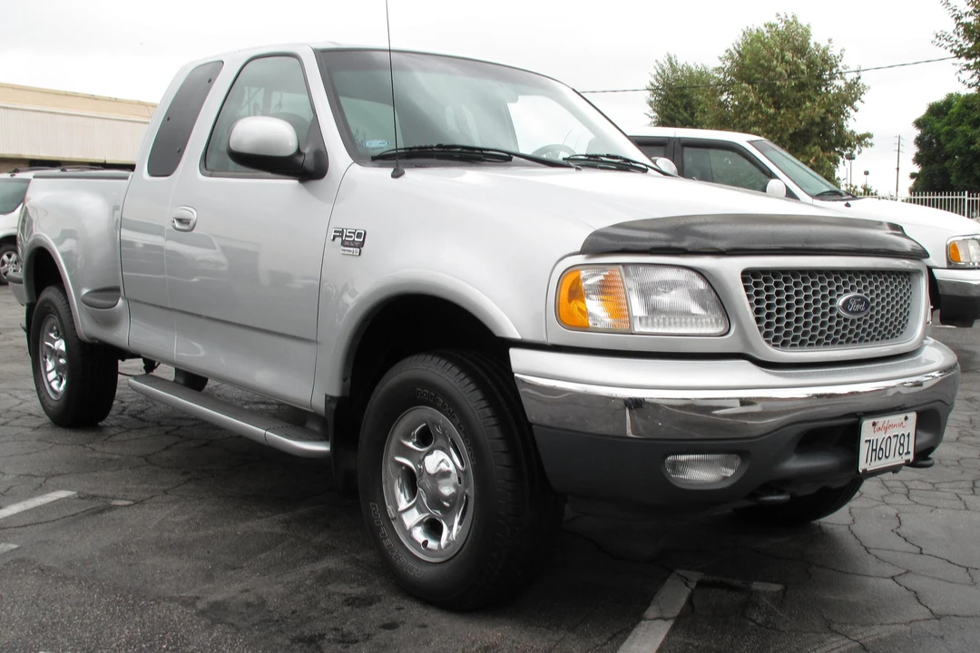 1999 Ford F-150 10th Gen - Image 3 of 31