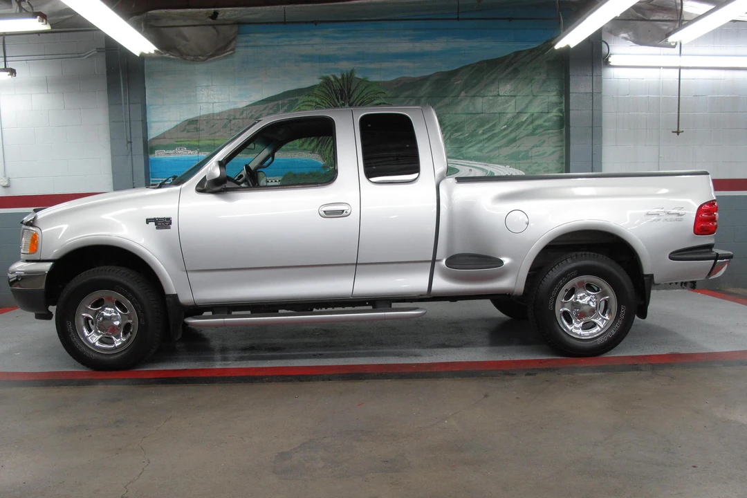1999 Ford F-150 10th Gen - Image 9 of 31