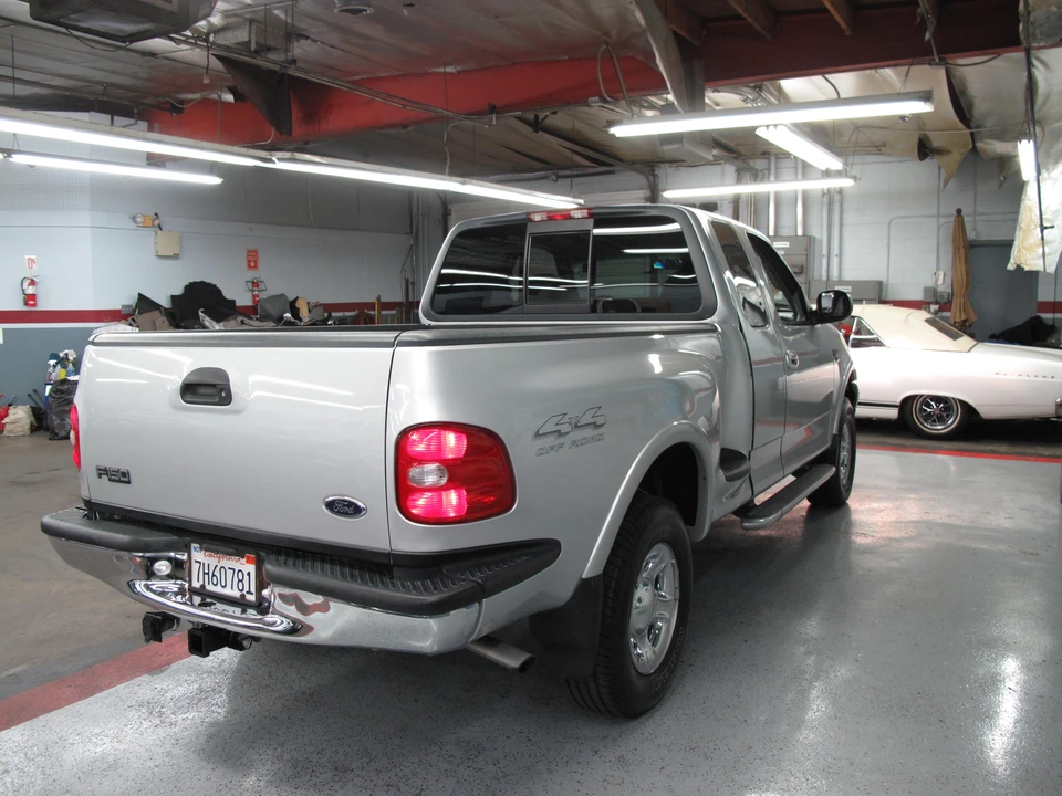 1999 Ford F-150 10th Gen - Image 15 of 31