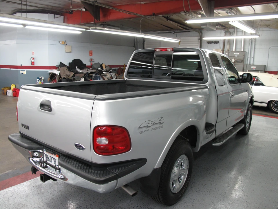 1999 Ford F-150 10th Gen - Image 16 of 31