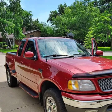 1999 Ford F-150 XLT Pickup 4D 6 1/2 ft