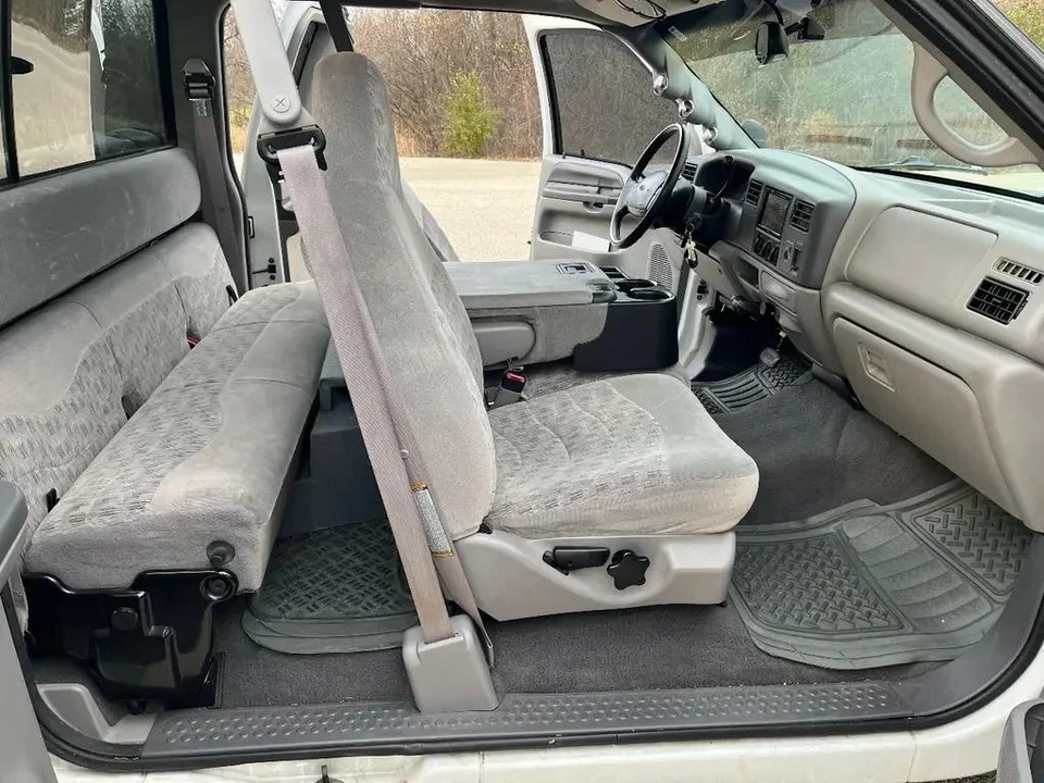 1999 Ford Super Duty 1st Gen - Image 13 of 18