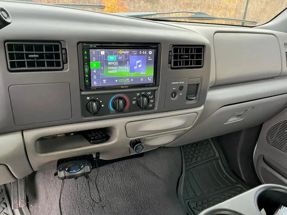 1999 Ford Super Duty 1st Gen - Image 14 of 18