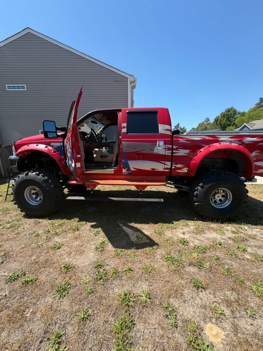 1999 Ford Super Duty 1st Gen - Image 9 of 12