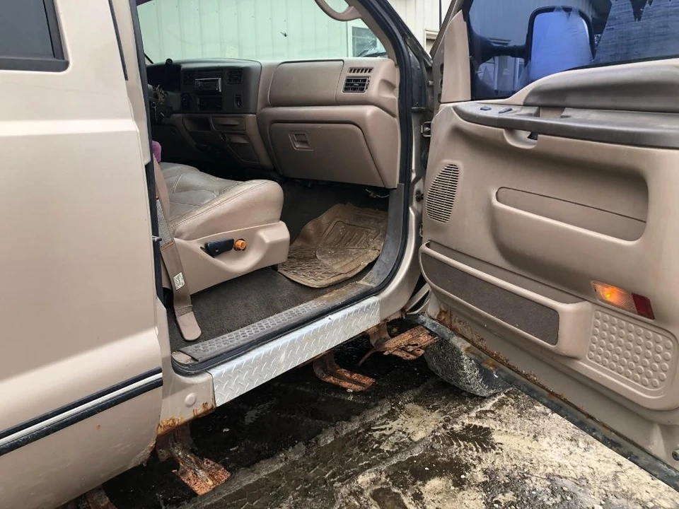 1999 Ford Super Duty 1st Gen - Image 19 of 21