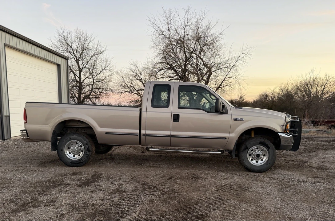 1999 Ford Super Duty 1st Gen - Image 6 of 19