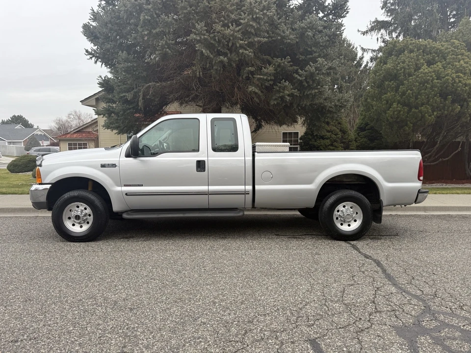1999 Ford Super Duty 1st Gen - Image 2 of 21