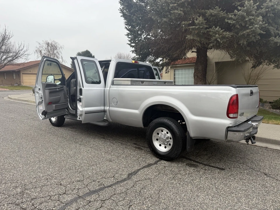 1999 Ford Super Duty 1st Gen - Image 11 of 21
