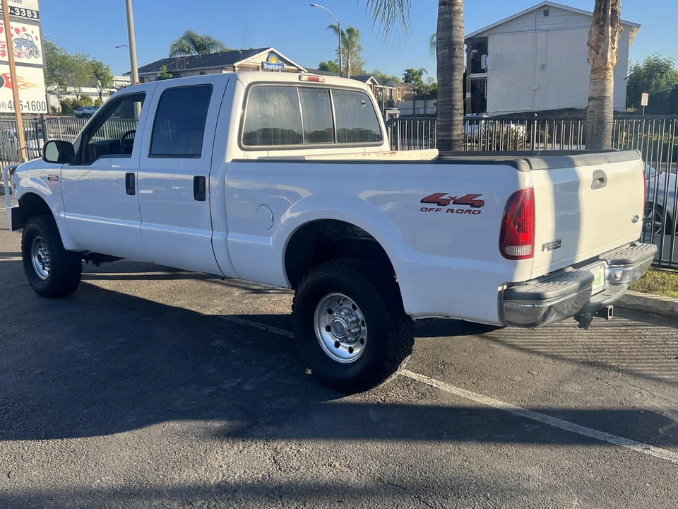 1999 Ford Super Duty 1st Gen - Image 10 of 31