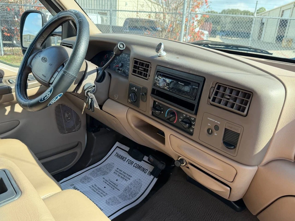 1999 Ford Super Duty 1st Gen - Image 11 of 12