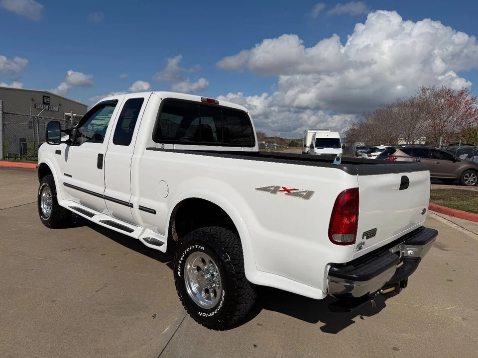1999 Ford Super Duty 1st Gen - Image 10 of 12