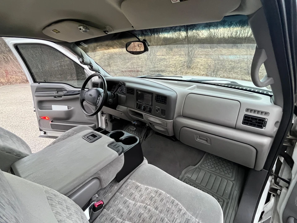 1999 Ford Super Duty 1st Gen - Image 29 of 31