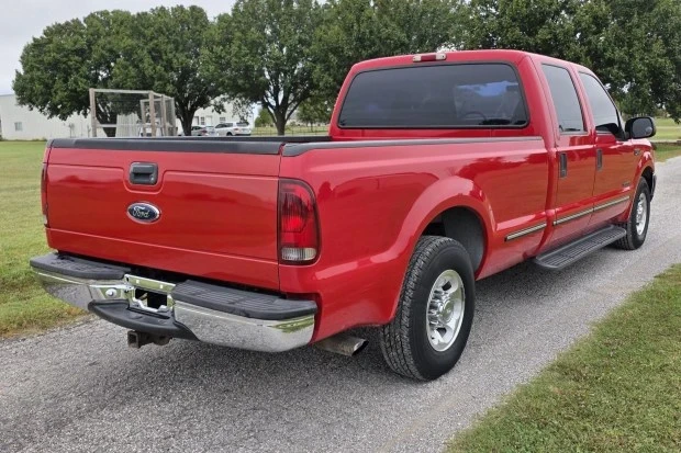 1999 Ford Super Duty 1st Gen - Image 2 of 7