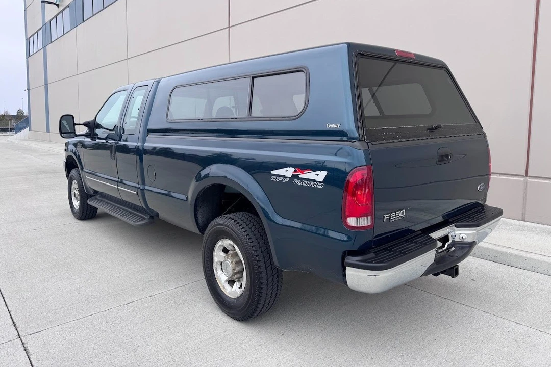 1999 Ford Super Duty 1st Gen - Image 2 of 7