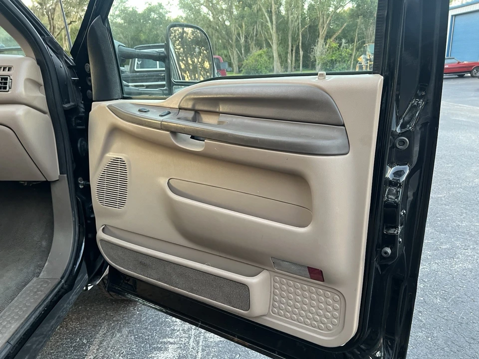 1999 Ford Super Duty 1st Gen - Image 5 of 23