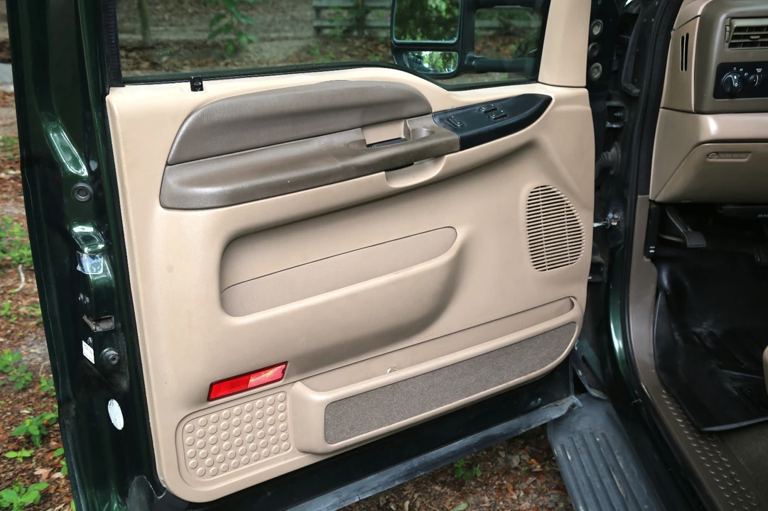 1999 Ford Super Duty 1st Gen - Image 13 of 31