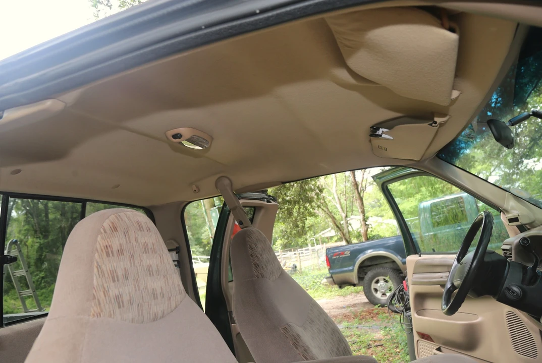 1999 Ford Super Duty 1st Gen - Image 23 of 31