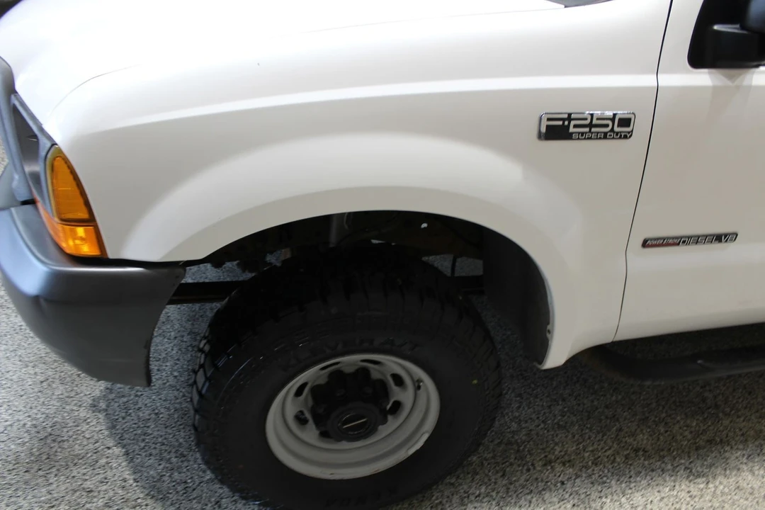 1999 Ford Super Duty 1st Gen - Image 10 of 12