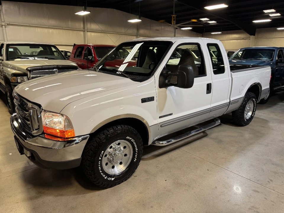 1999 Ford Super Duty 1st Gen - Image 10 of 12