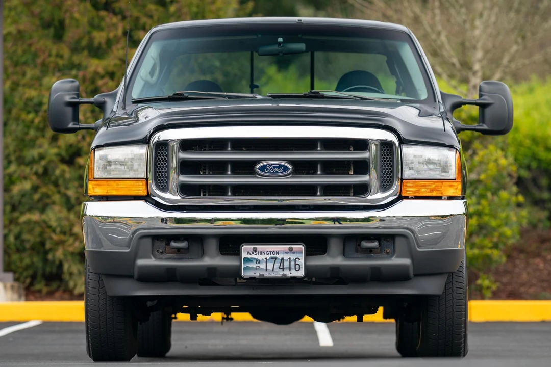 1999 Ford Super Duty 1st Gen - Image 2 of 31