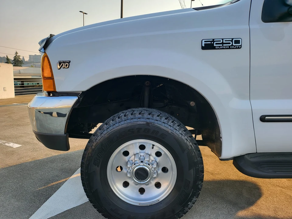 1999 Ford Super Duty 1st Gen - Image 20 of 31