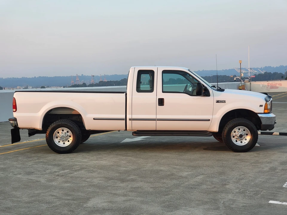 1999 Ford Super Duty 1st Gen - Image 10 of 31