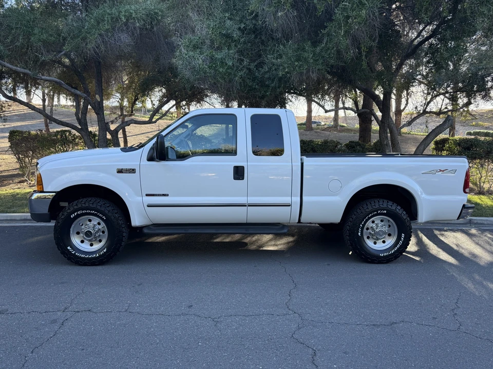 1999 Ford Super Duty 1st Gen - Image 10 of 31