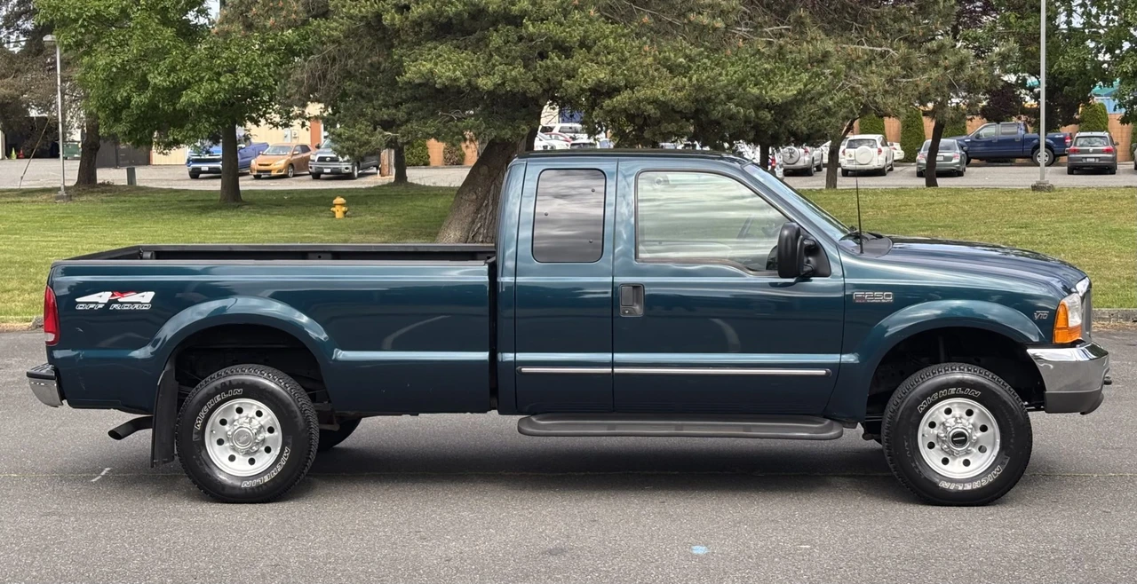 1999 Ford Super Duty 1st Gen - Image 15 of 31