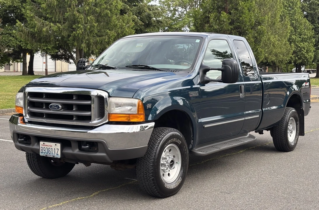 1999 Ford Super Duty 1st Gen - Image 2 of 31