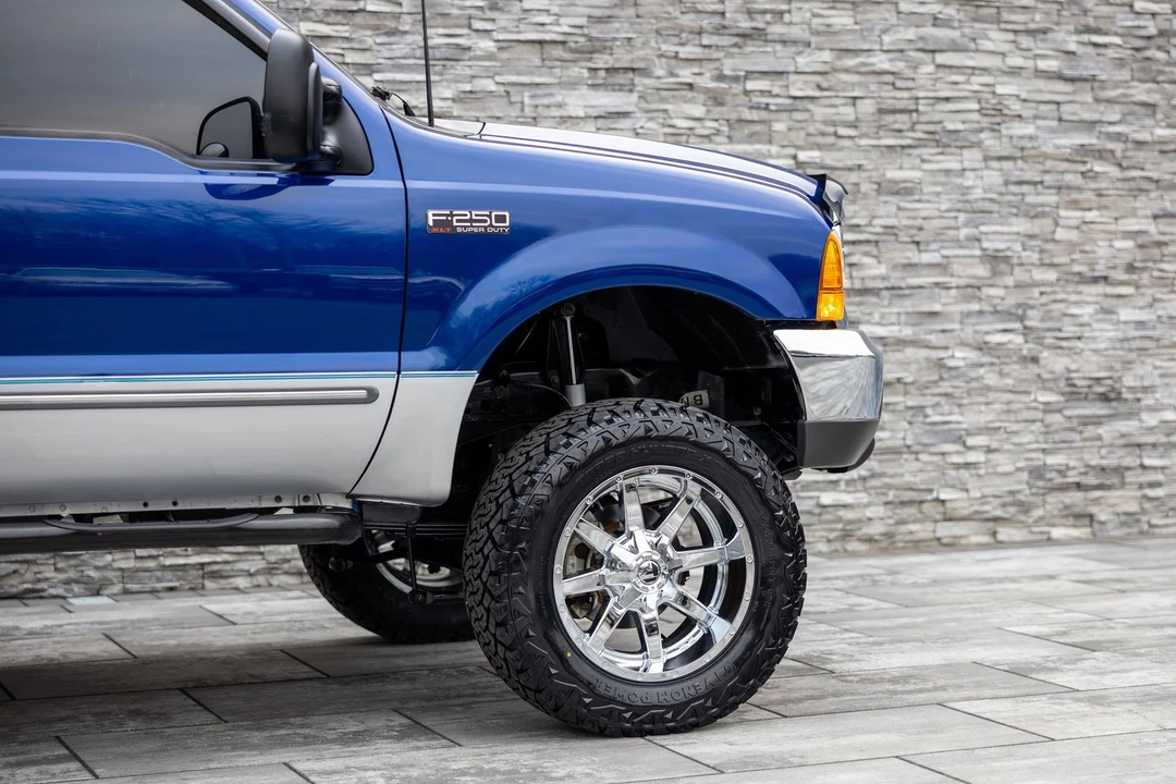 1999 Ford Super Duty 1st Gen - Image 10 of 21