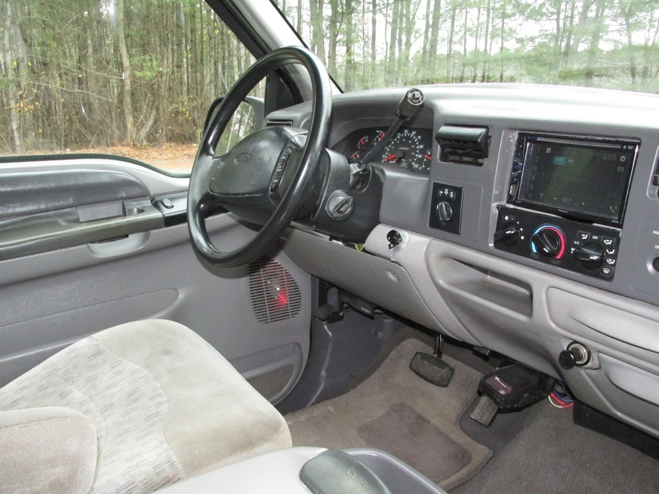 1999 Ford Super Duty 1st Gen - Image 18 of 21