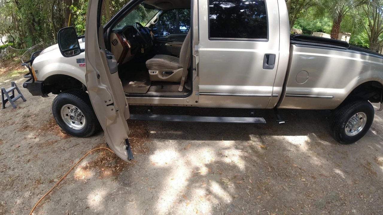 1999 Ford Super Duty 1st Gen - Image 17 of 21
