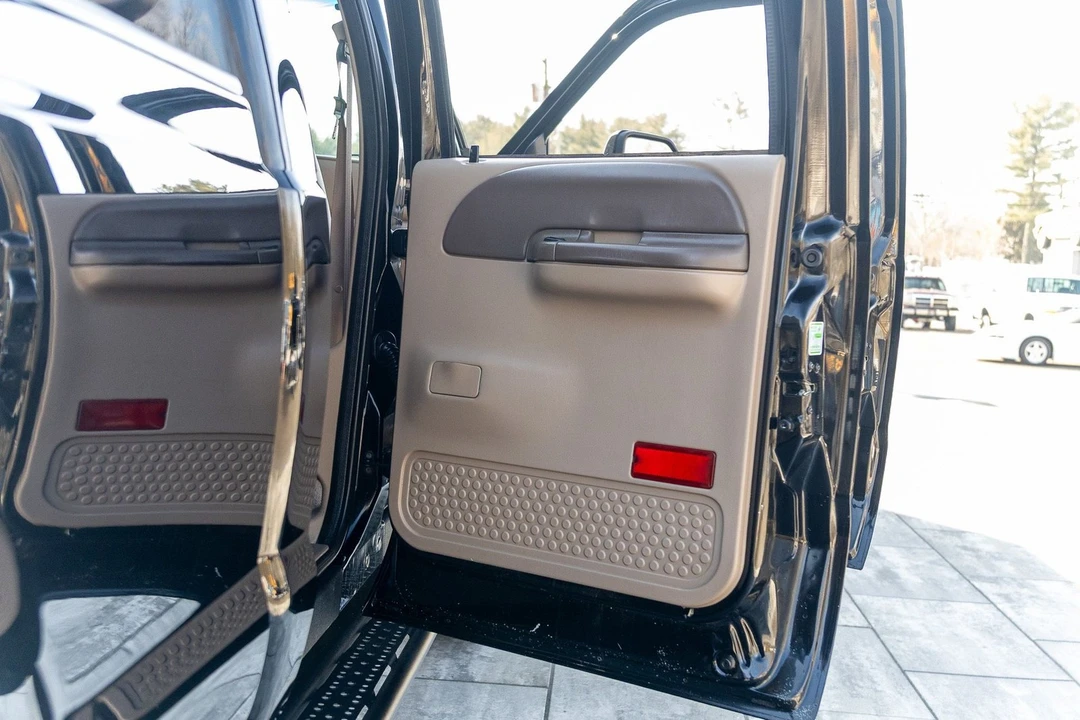 1999 Ford Super Duty 1st Gen - Image 19 of 21