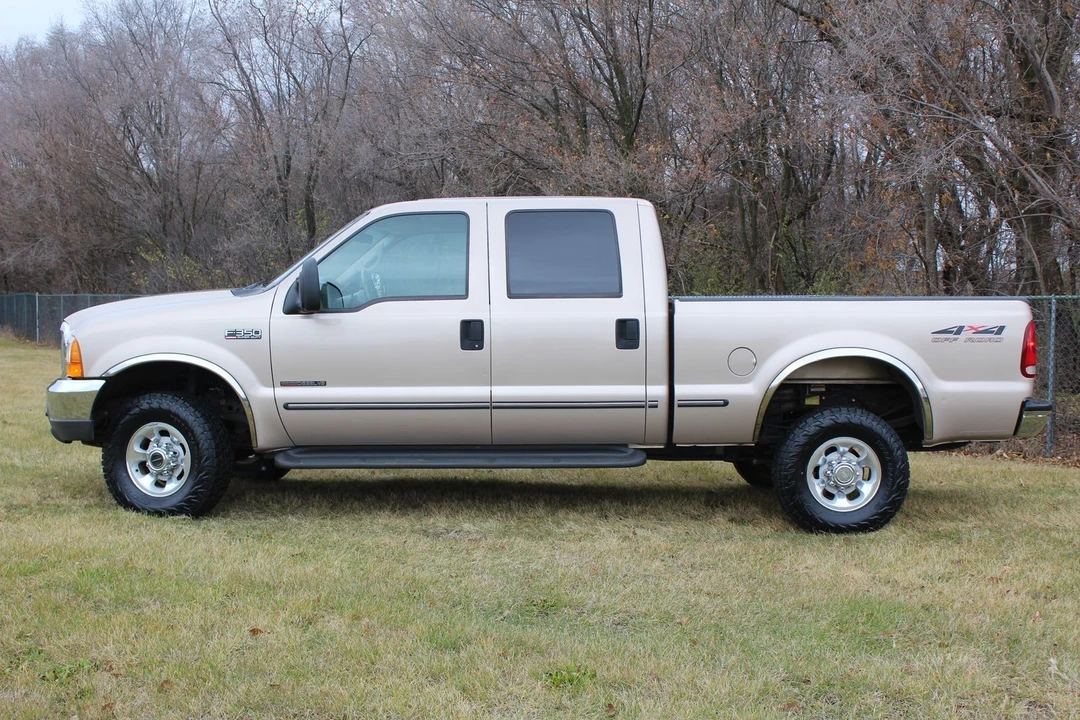 1999 Ford Super Duty 1st Gen - Image 2 of 12
