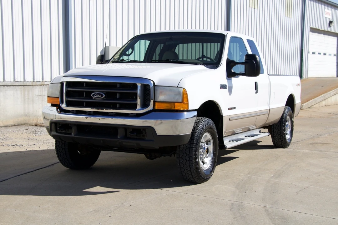 1999 Ford Super Duty 1st Gen - Image 2 of 21
