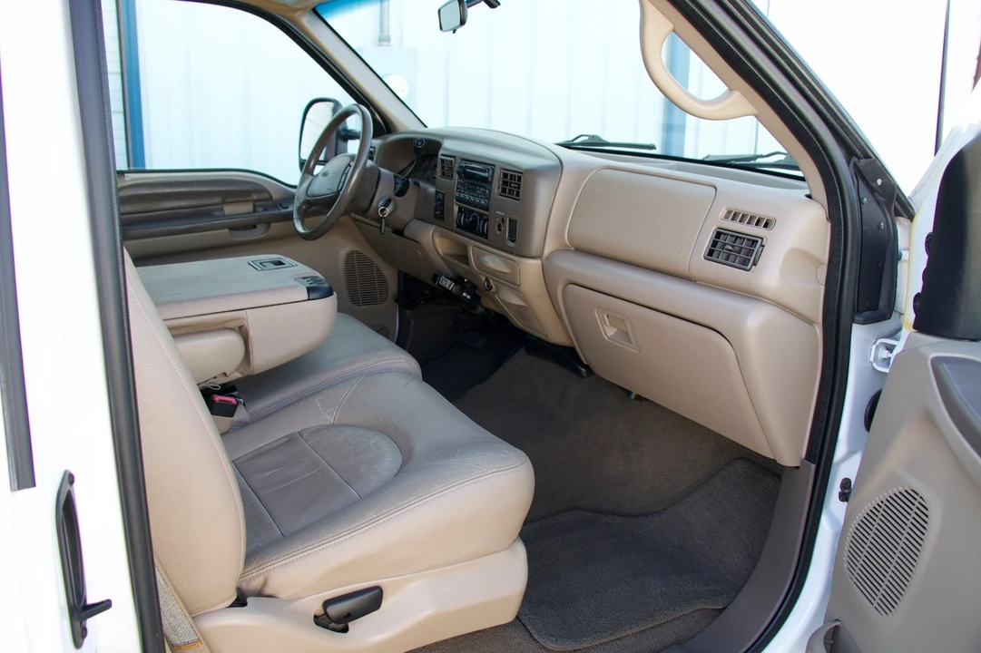 1999 Ford Super Duty 1st Gen - Image 16 of 21