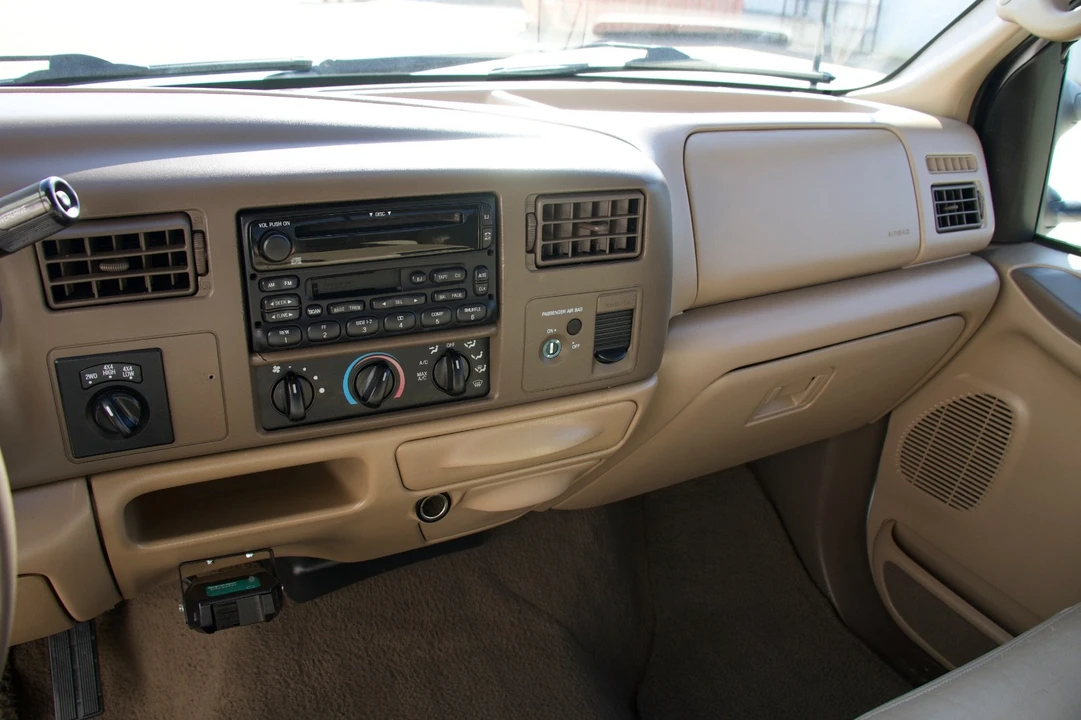 1999 Ford Super Duty 1st Gen - Image 13 of 21