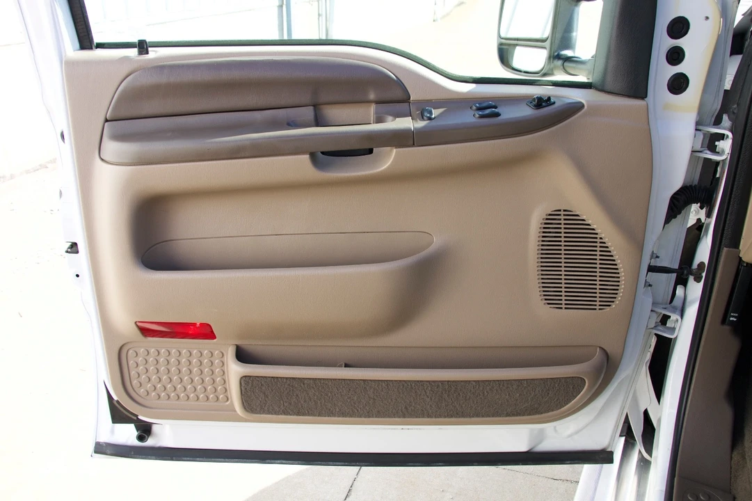 1999 Ford Super Duty 1st Gen - Image 11 of 21
