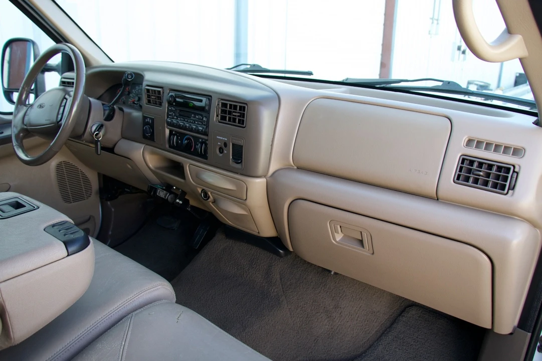 1999 Ford Super Duty 1st Gen - Image 15 of 21