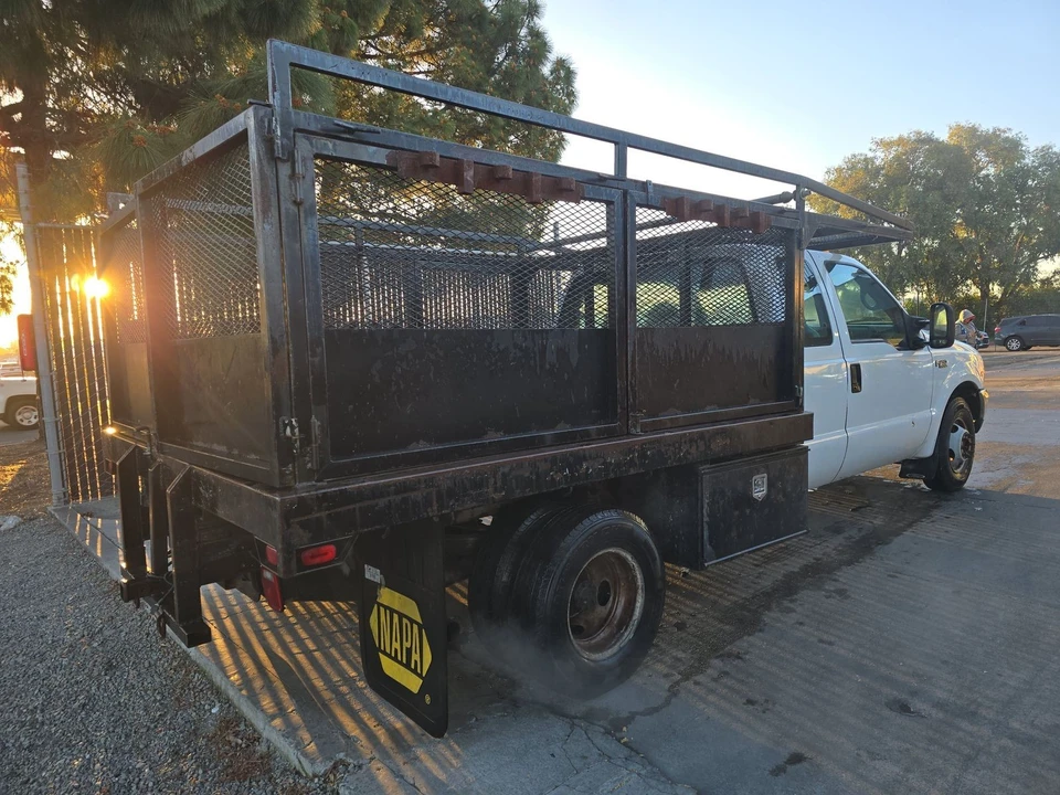 1999 Ford Super Duty 1st Gen - Image 3 of 18