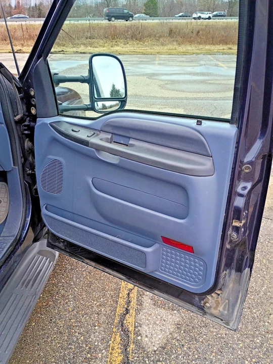 1999 Ford Super Duty 1st Gen - Image 16 of 29