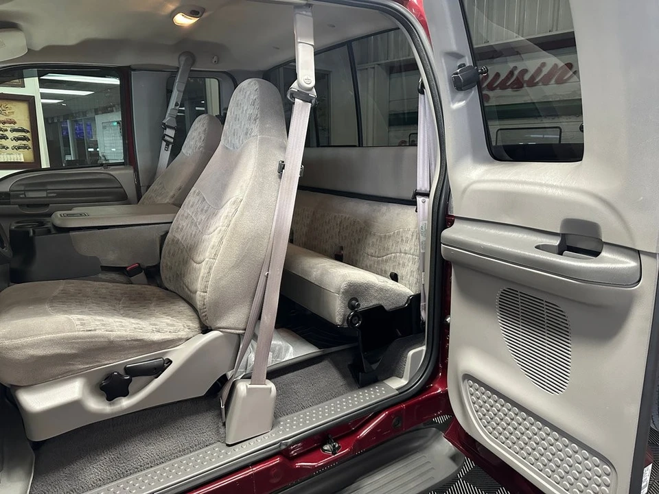 1999 Ford Super Duty 1st Gen - Image 16 of 21