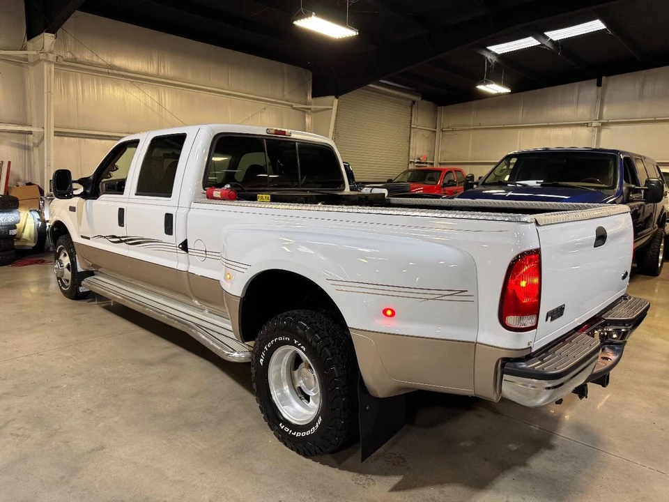 1999 Ford Super Duty 1st Gen - Image 2 of 12
