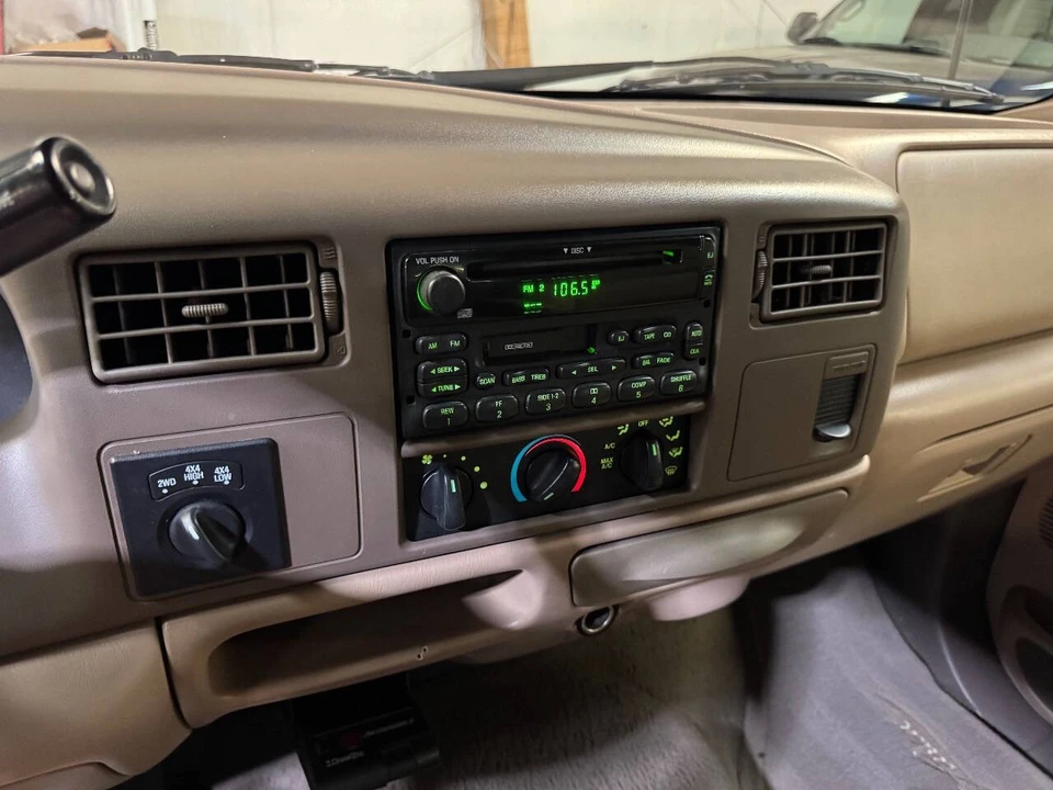 1999 Ford Super Duty 1st Gen - Image 8 of 12
